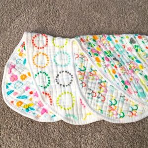 Aden & Anais Burp Cloth/Bibs